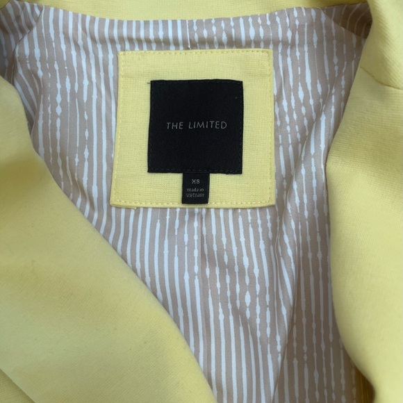 The Limited blazer in yellow - Picture 4 of 6